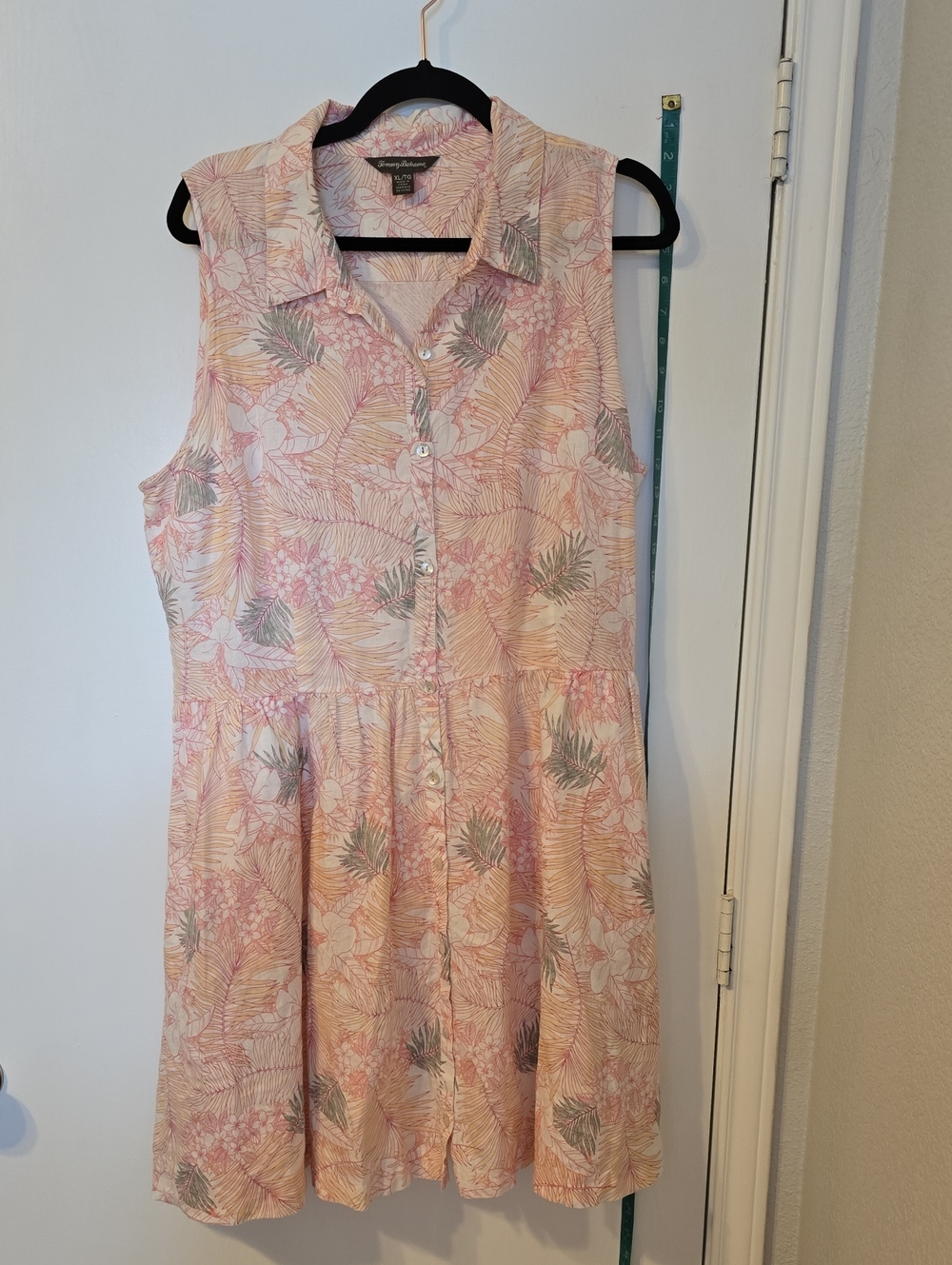 Tommy Bahama Pink Tropical-Print Sleeveless Button Dress